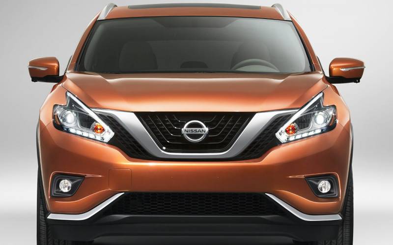 Comparison MercedesBenz GLCClass GLC 300 2019 vs Nissan Murano